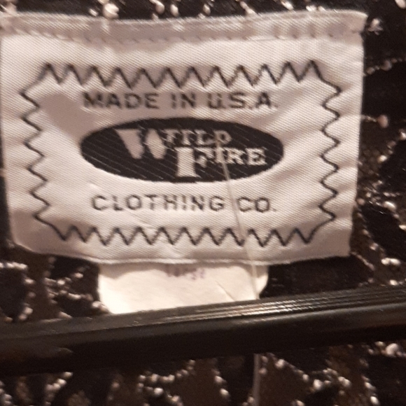 Top - Picture 2 of 6